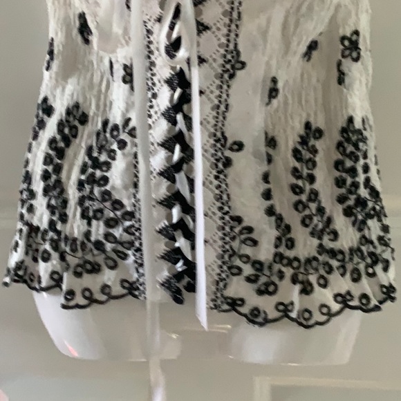 NWT. Yaya Clothing Bustier. Lace - Picture 13 of 16